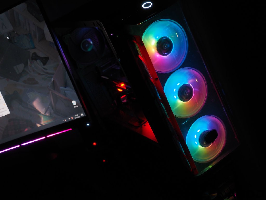 侧颜更美—CoolerMaster 酷冷至尊 冰神 G240S RGB 散热器开箱